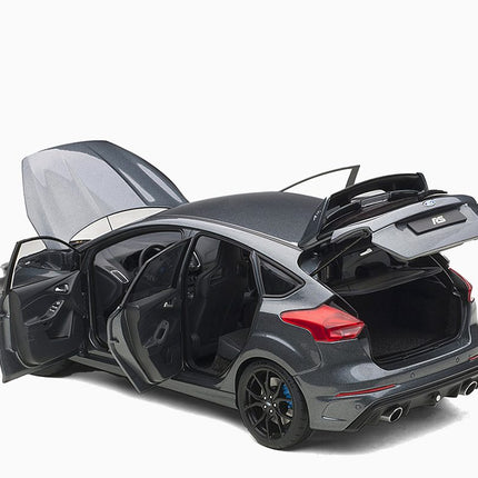 https://www.mydiecastcars.com/wp-content/uploads/2023/01/ford-focus-gray-autoart-2.jpg