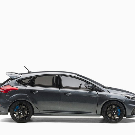 https://www.mydiecastcars.com/wp-content/uploads/2023/01/ford-focus-gray-autoart-3.jpg