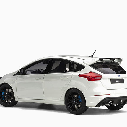 https://www.mydiecastcars.com/wp-content/uploads/2023/01/ford-focus-white-autoart-4.jpg