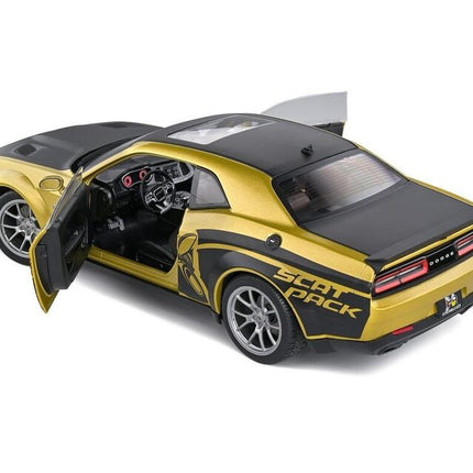 Solido 1/18 Diecast Dodge Challenger R/T SCAT PACK Widebody 2020 Gold Black - fine detailed model replica