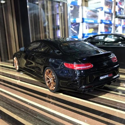 GT Spirit 1:18 Resin Mercedes-Benz Brabus 850 Model Car Black - fine detailed model replica