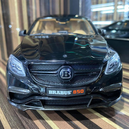 GT Spirit 1:18 Resin Mercedes-Benz Brabus 850 Black Diecast Model Car - studio product photo of the scale model