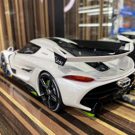 Koenigsegg Jesko GT Spirit 1:18 White Resin Model Car - fine detailed model replica