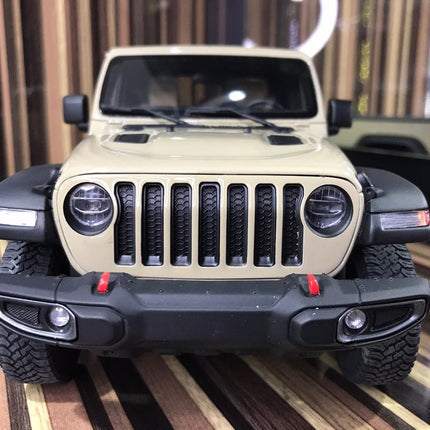 1/18 Diecast Jeep Gladiator Rubicon Beige GT Spirit Scale Model Car - studio product photo of the scale model