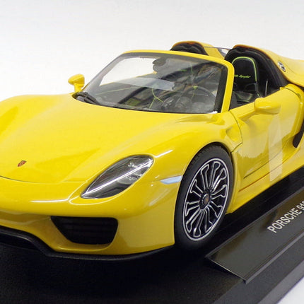 https://www.rmtoys.co.uk/cdn/shop/products/huyl5ioce3l_9a9f6d98-2fb0-46c6-96f1-fd2d2e5a905b_1000x647.jpg?v=1686888420
