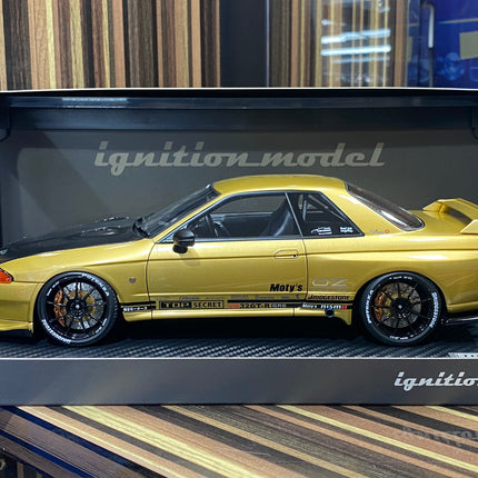 Ignition Model 1:18 Nissan Skyline GT-R R32 Gold Resin Model Car - detailed collector display model