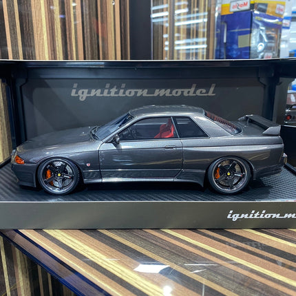 Ignition Model Nissan Skyline GT-R R32 1:18 Resin Grey - detailed collector display model