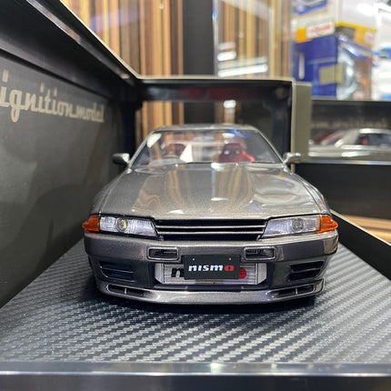 Ignition Model Nissan Skyline GT-R R32 1:18 Resin Grey - studio product photo of the scale model