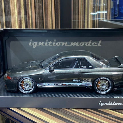 Ignition Model Nissan Skyline GT-R R32 1:18 Grey Metallic Resin Model - detailed collector display model