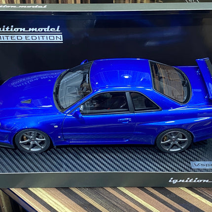 Ignition Model 1:18 Nissan Skyline GT-R R34 2Doors Blue Resin - studio product photo of the scale model