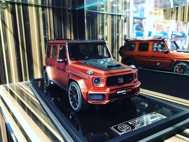 MotorHelix 1:18 Mercedes-Benz Brabus G800 G-Class 2019 Bronze Resin Model - studio product photo of the scale model