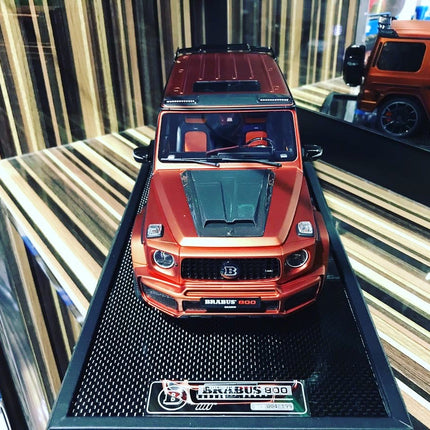 MotorHelix 1:18 Mercedes-Benz Brabus G800 G-Class 2019 Bronze Resin Model - detailed die-cast style model