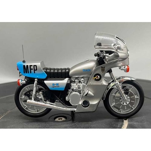 ACE Models Mad Max Goose's Custom Kwaka 1000 Kawasaki Police Bike