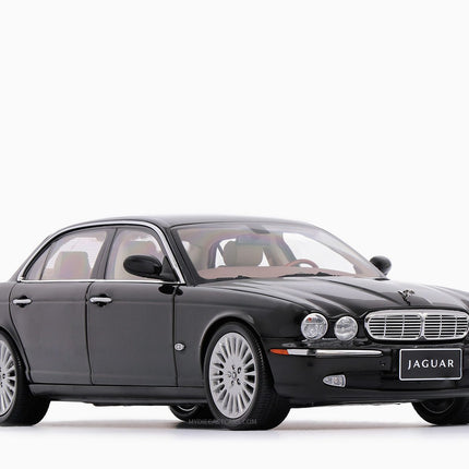 https://www.mydiecastcars.com/wp-content/uploads/2023/04/jaguar-xj6-black-almost-real-1w.jpg