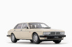 https://www.mydiecastcars.com/wp-content/uploads/2023/10/jaguar-xj6-white-1w.jpg