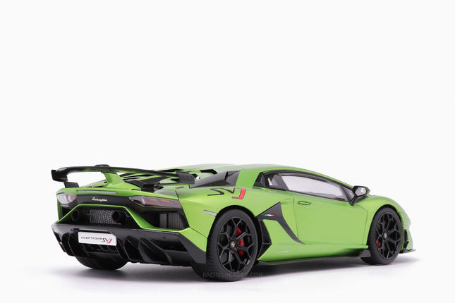 https://www.mydiecastcars.com/wp-content/uploads/2021/11/lamborghini-aventador-svj-green-autoart-2w.jpg