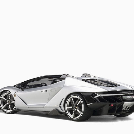 https://www.mydiecastcars.com/wp-content/uploads/2023/01/lamborghini-centenario-silver-autoart-4.jpg