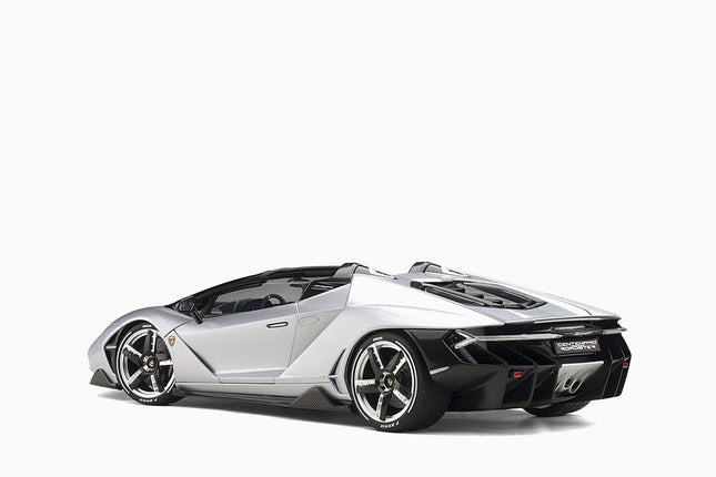 https://www.mydiecastcars.com/wp-content/uploads/2023/01/lamborghini-centenario-silver-autoart-4.jpg