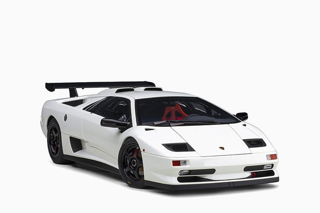 https://www.mydiecastcars.com/wp-content/uploads/2023/01/lamborghini-diablo-svr-white-autoart-1.jpg