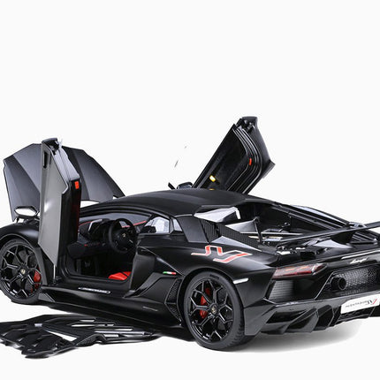 https://www.mydiecastcars.com/wp-content/uploads/2023/09/lamborghini-svj-black-autoart-2.jpg