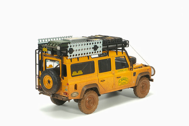 https://www.mydiecastcars.com/wp-content/uploads/2021/07/land-rover-110-defender-camel-trophy-dirty-2.jpg