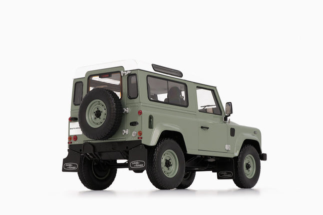 https://www.mydiecastcars.com/wp-content/uploads/2018/12/land-rover-90-green-2.jpg