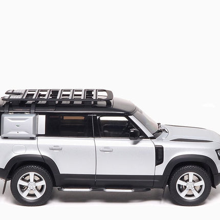 https://www.mydiecastcars.com/wp-content/uploads/2022/08/land-rover-defender-110-silver-almost-real-2.jpg