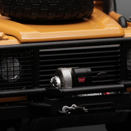 https://www.mydiecastcars.com/wp-content/uploads/2020/03/land-rover-defender-90-camel-trophy-borneo-almost-real-6-w.jpg
