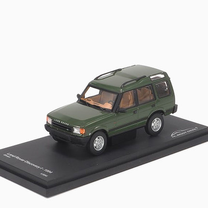 https://www.mydiecastcars.com/wp-content/uploads/2020/10/land-rover-discovery-green-43-1.jpg