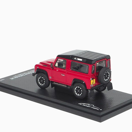 https://www.mydiecastcars.com/wp-content/uploads/2020/10/land-rover-v8-works-red-70th-edition-2.jpg