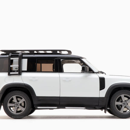 https://www.mydiecastcars.com/wp-content/uploads/2020/11/landrover-defender-110-white-3w.jpg