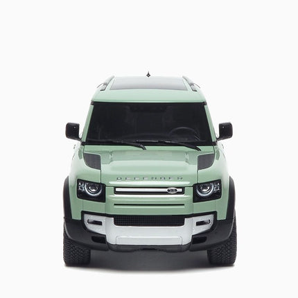 https://www.mydiecastcars.com/wp-content/uploads/2024/01/landrover-defender-green-75-90-2.jpg