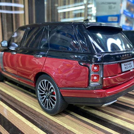 LCD Model Land Rover Range Rover 2020 Red Opening 1:18 Diecast Model Car - fine detailed model replica