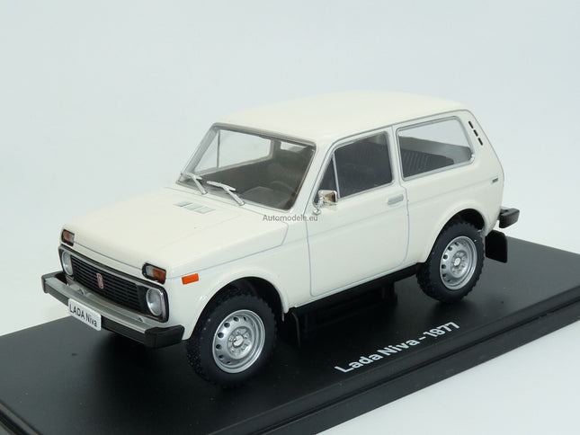 https://automodele.eu/environment/cache/images/productGfx_759495_0_0/mag24Niva-Lada-Niva-1977-White-Hachette-124.jpg