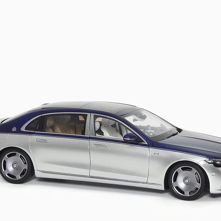 https://www.mydiecastcars.com/wp-content/uploads/2024/01/maybach-blue-silver-almost-real-1.jpg