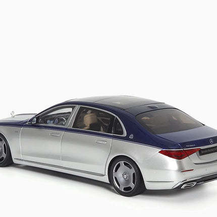 https://www.mydiecastcars.com/wp-content/uploads/2024/01/maybach-blue-silver-almost-real-2.jpg
