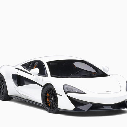 https://www.mydiecastcars.com/wp-content/uploads/2023/01/mclaren-570-white-autoart-1.jpg