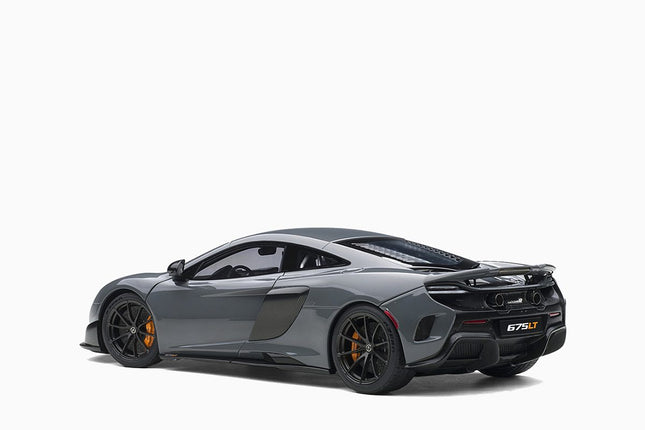 https://www.mydiecastcars.com/wp-content/uploads/2023/01/mclaren-675lt-gray-autoart-1.jpg