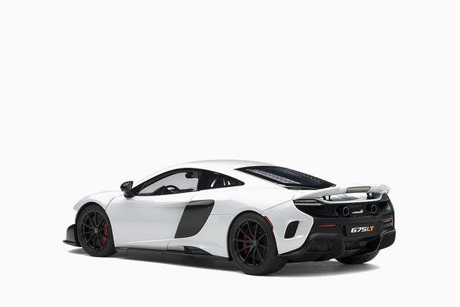 https://www.mydiecastcars.com/wp-content/uploads/2023/01/mclaren-675lt-white-autoart-2.jpg