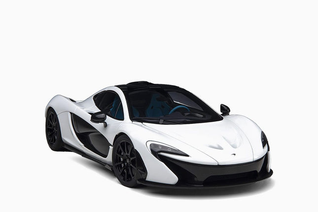 https://www.mydiecastcars.com/wp-content/uploads/2023/01/mclaren-p1-white-autoart-1.jpg