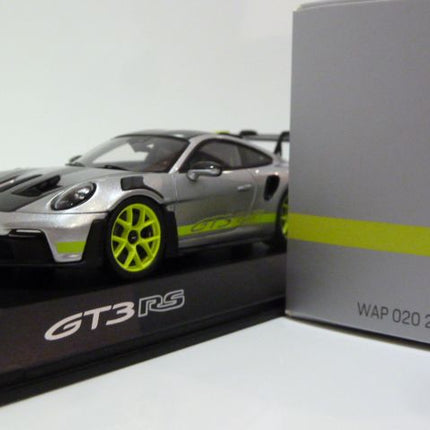 Porsche 911 GT3 RS 992 Porsche Experience Center Hockenheim 1:43 Spark – Silver / Acid Green - view 9