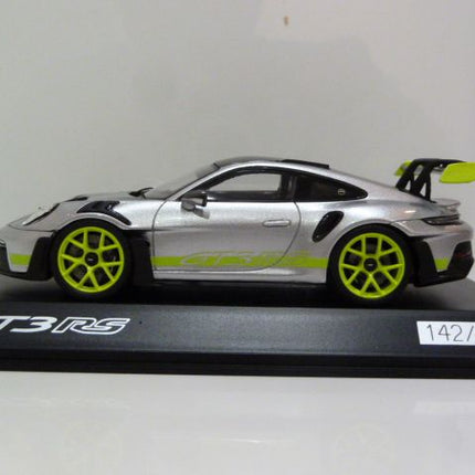 Porsche 911 GT3 RS 992 Porsche Experience Center Hockenheim 1:43 Spark – Silver / Acid Green - view 2