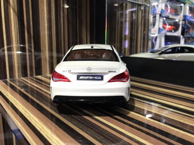 GT Spirit Mercedes-Benz CLA 45 1:18 Resin Model Car White - studio product photo of the scale model