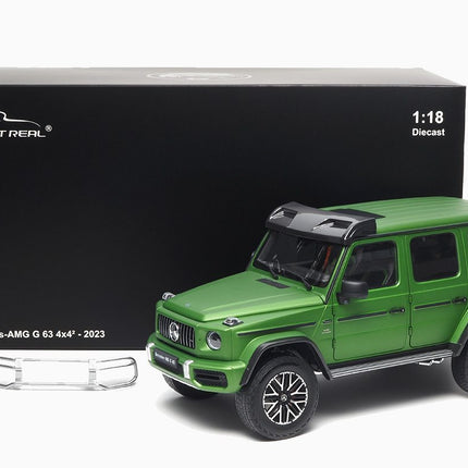https://www.mydiecastcars.com/wp-content/uploads/2024/12/mercedes-amg-g63-green-4.jpg