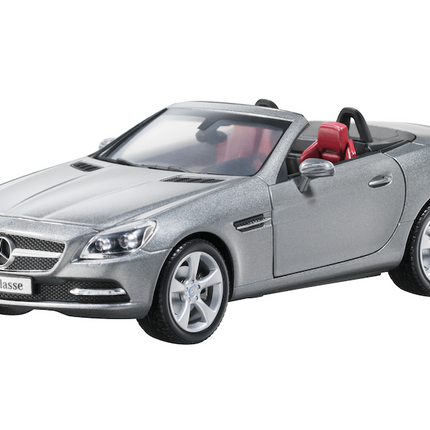 Minichamps Mercedes-Benz SLK R172 2011 Palladium Silver Metallic 1:18 scale model car, official Mercedes-Benz dealer edition product photo, article B66960512