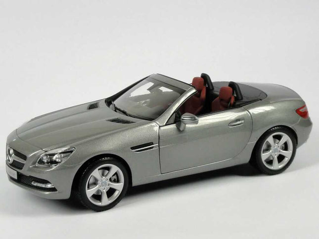 Minichamps Mercedes-Benz SLK R172 2011 Palladium Silver Metallic 1:18 scale model car, front three-quarter view of the roadster with the roof down