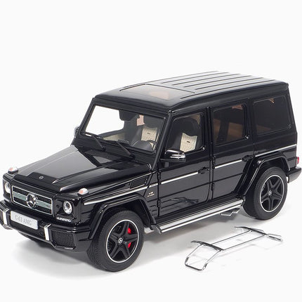 https://www.mydiecastcars.com/wp-content/uploads/2021/02/mercedes-g-63-black-almost-real-1.jpg