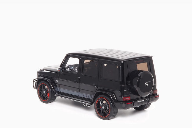 https://www.mydiecastcars.com/wp-content/uploads/2022/10/mercedes-g-63-black-almost-real-2.jpg