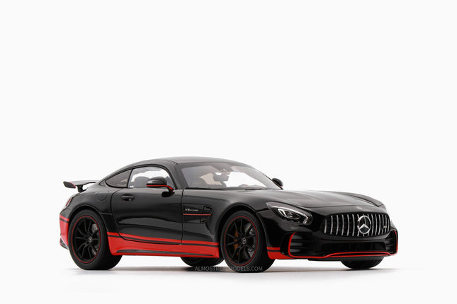 https://www.mydiecastcars.com/wp-content/uploads/2020/01/mercedes-gt-r-amg-black-red-1w.jpg