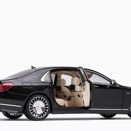 https://www.mydiecastcars.com/wp-content/uploads/2020/05/mercedes-maybach-black-2019-5w.jpg